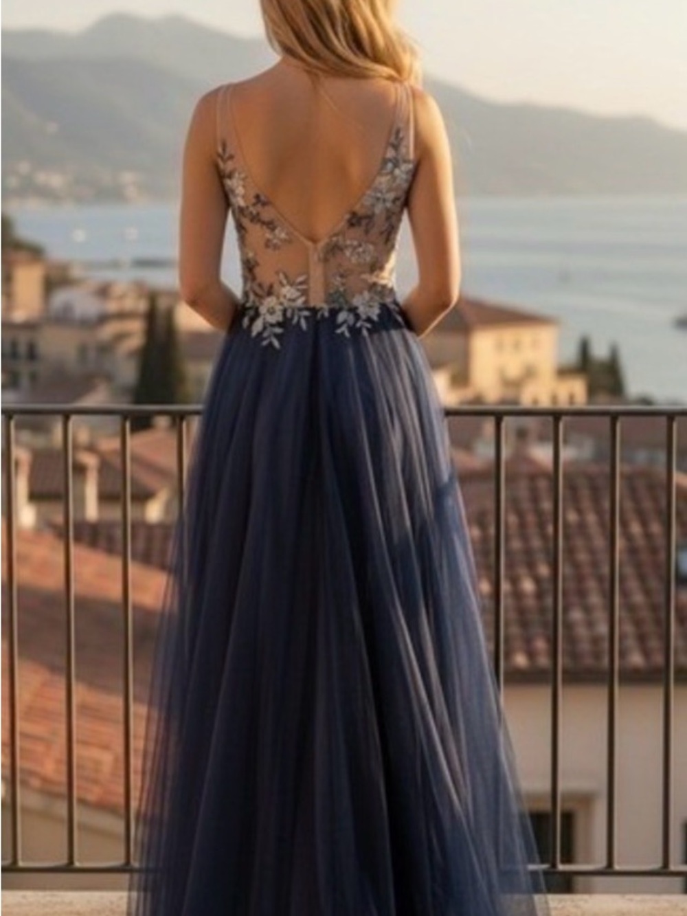 Gianni Bini Navy and Gold Embroidered Evening Dress